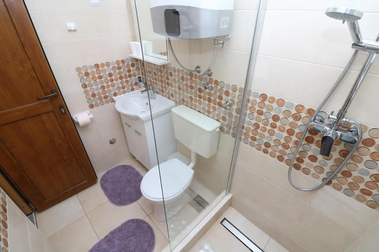 Studio Jasenka Apartment Baska  Croatia